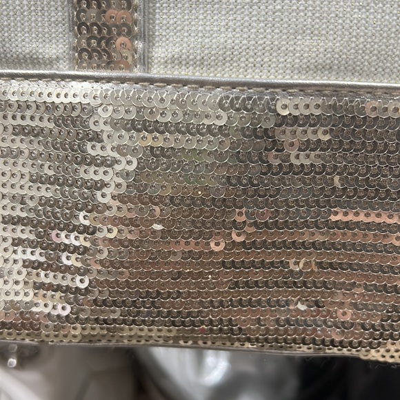 Cute Sequinned Victorias Secret Tote - Picture 4 of 7